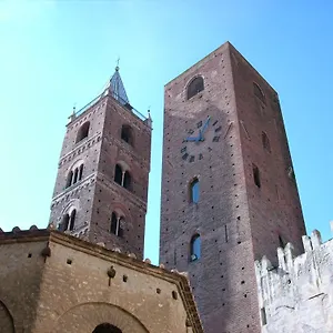 https://la-casa-dei-nonni-albenga.hotelitalianriviera.com